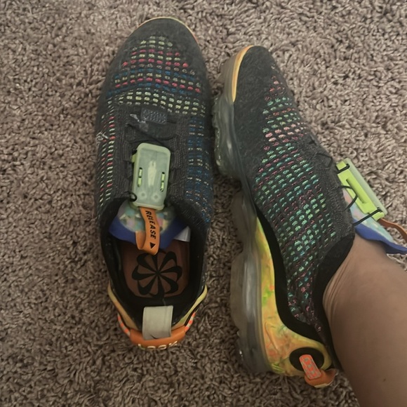 Nike Air VaporMax 2020 Flyknit Iron Grey (VT)Shoes Size 6 Retail $120 - Picture 10 of 11